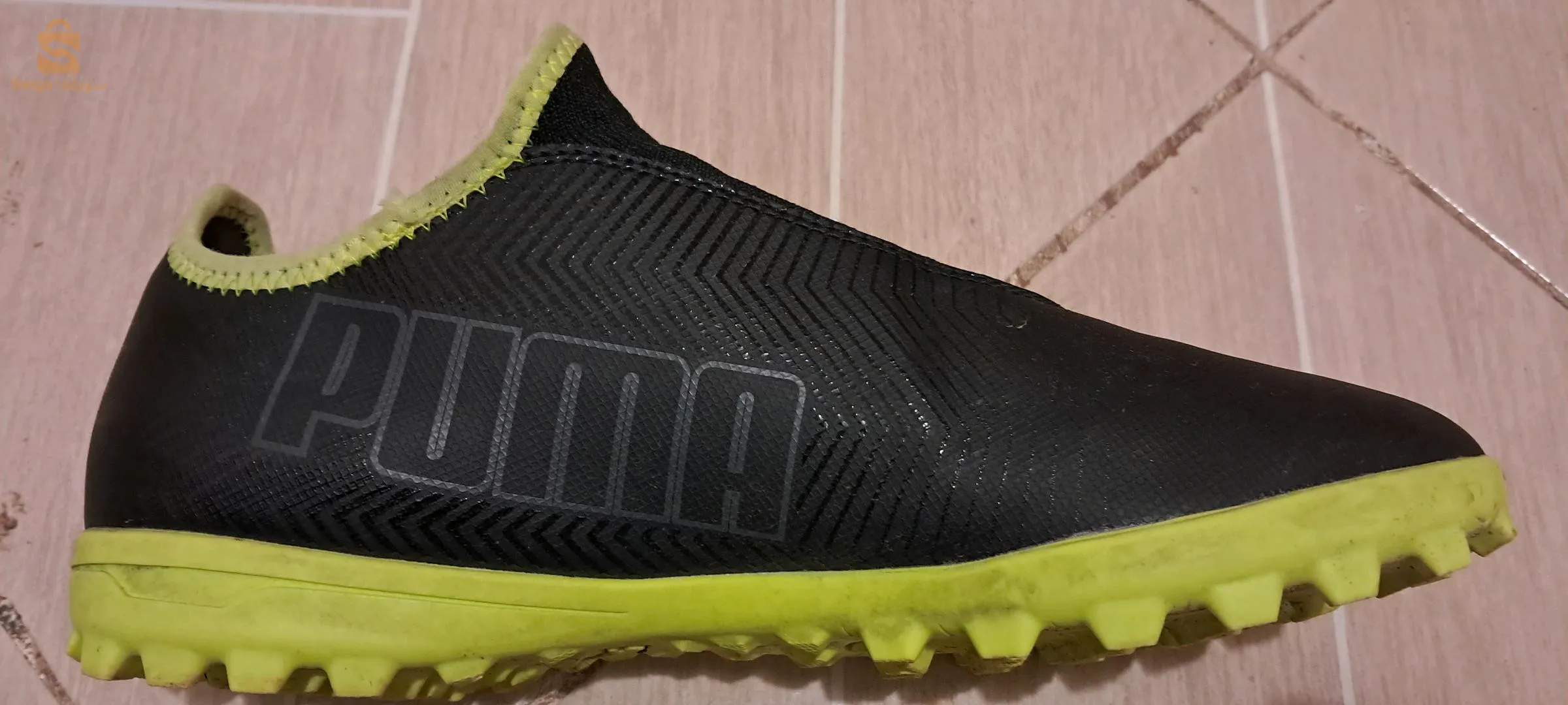 chaussures de foot PUMA originales