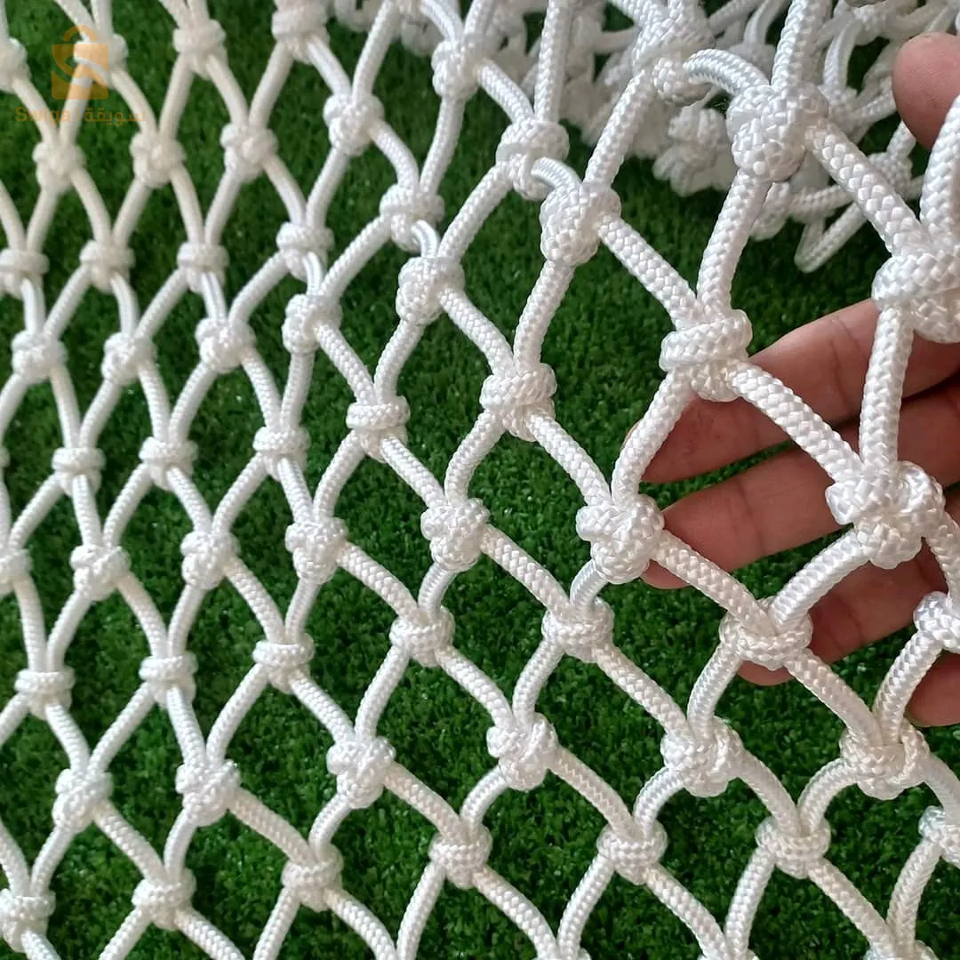 شباك السيارة توياتا هايلوكس