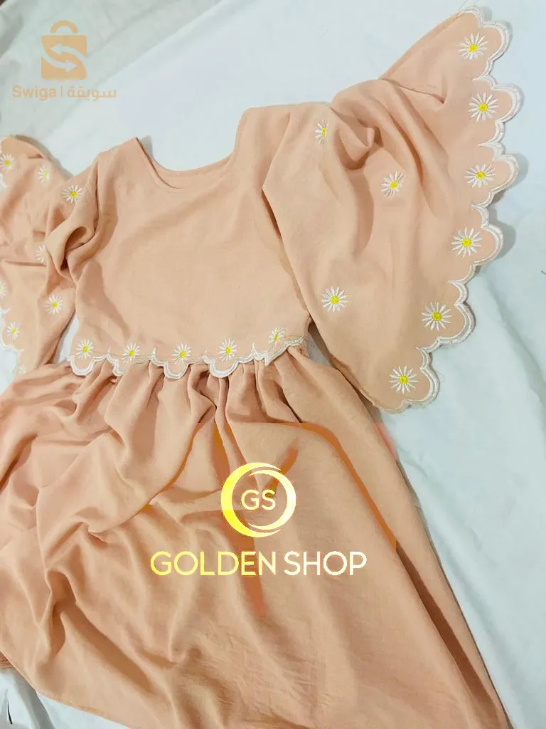 فساتين و قفاطين