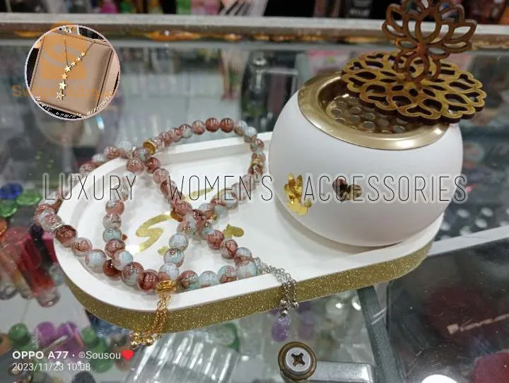 اكسيسوارات ومسابح للمناسبات