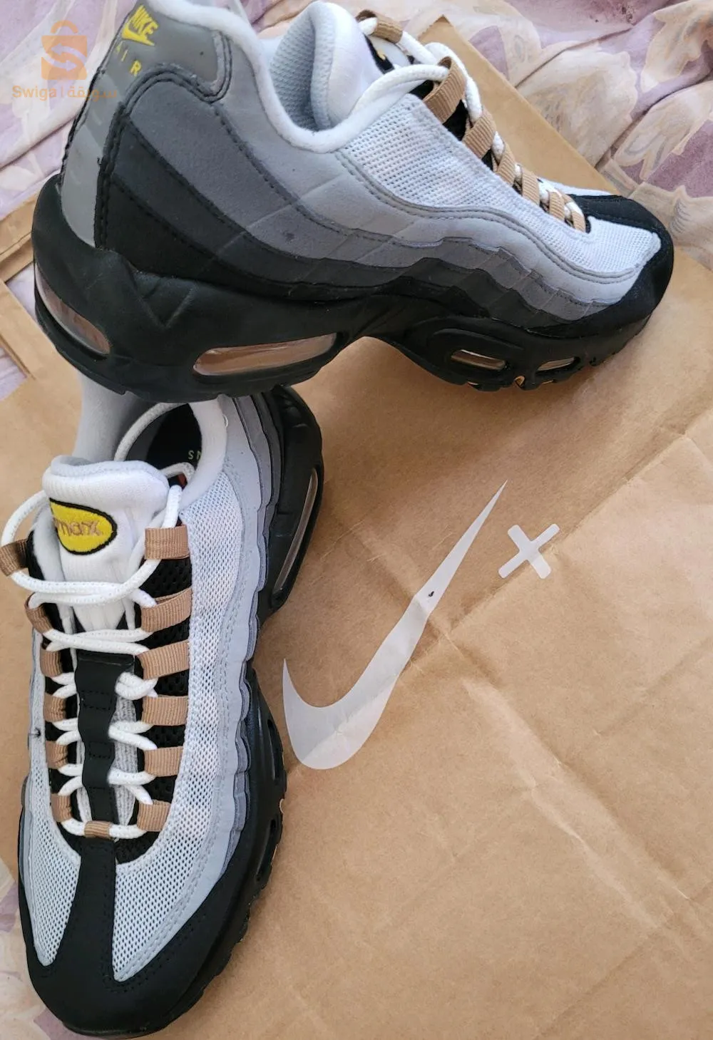 airmax 95 original pointure 40.5 jamais utilisé...caba