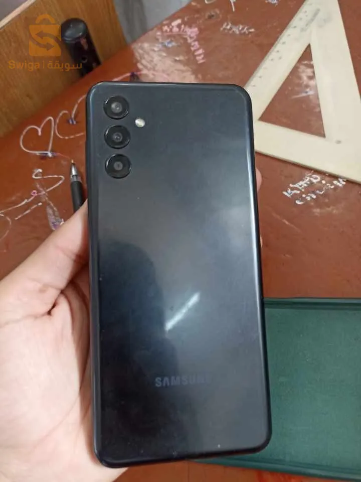 Samsung m13