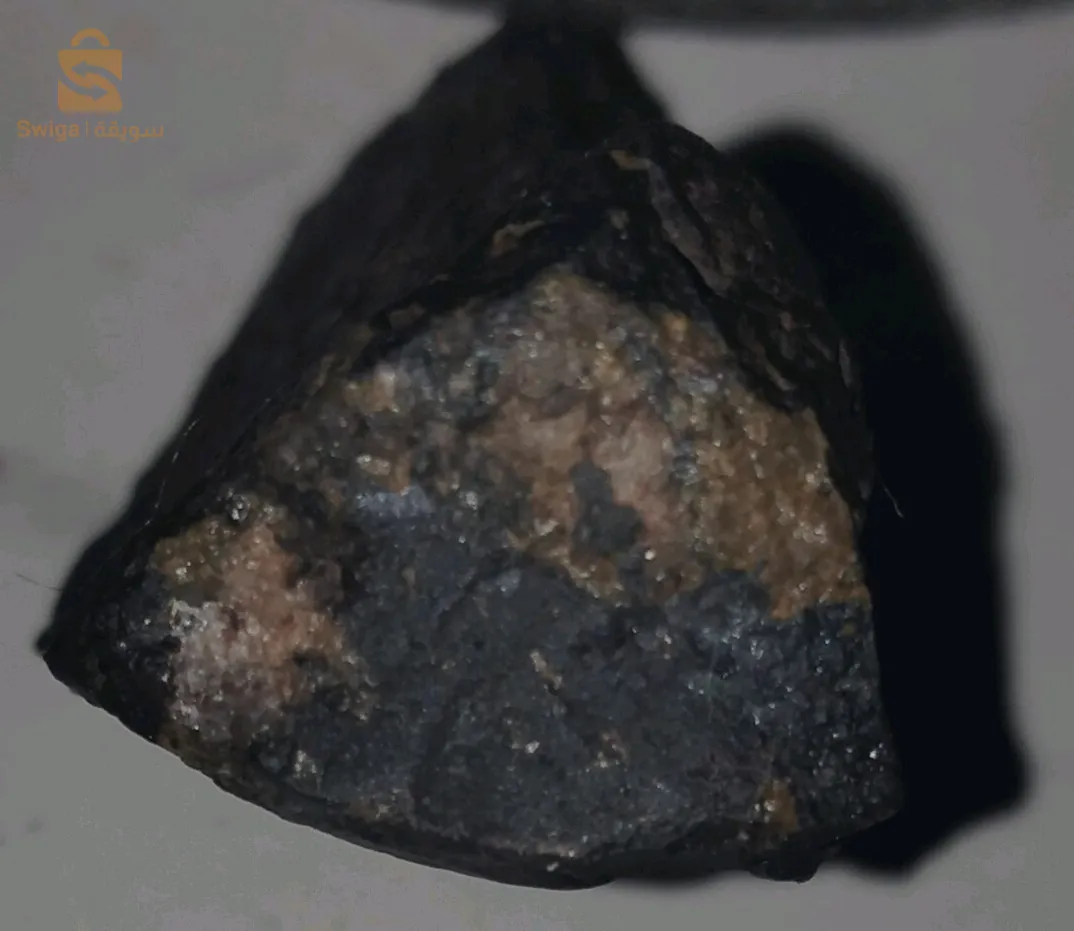 météorite trouver dans le Sahara au alentour de Béchar.