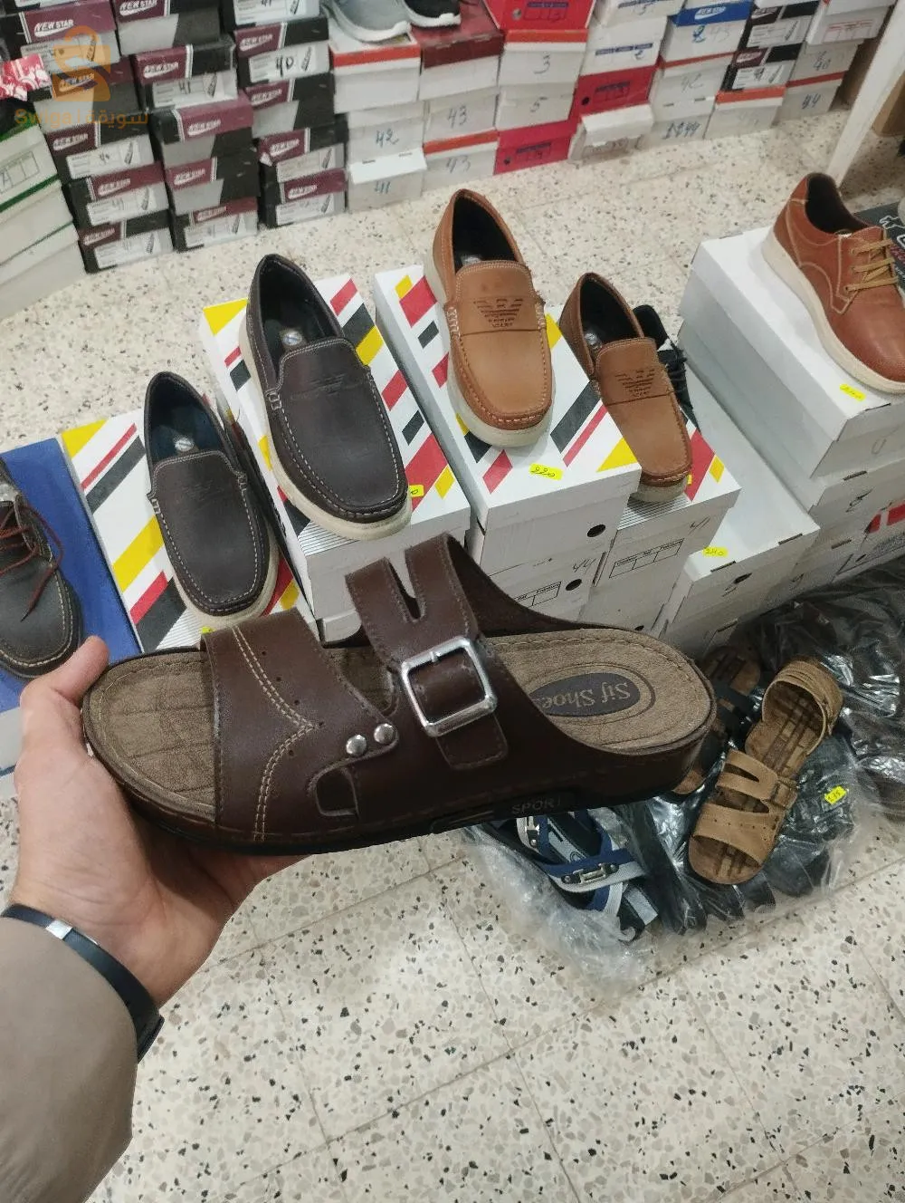 حي المحافير الأغواط متوفر جملة و تجزئة