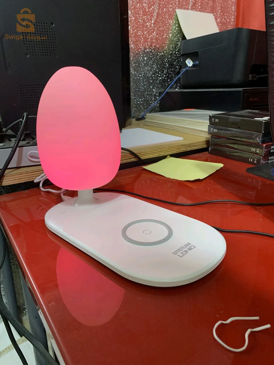 شاحن بدون وصل مع فيوزة متعددة الاستخدامات وأضواء LED