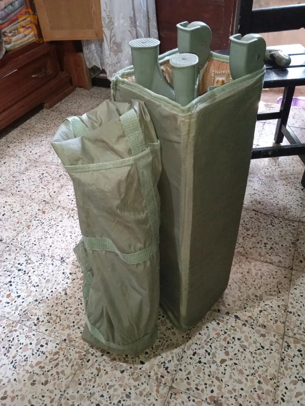 سرير اطفال