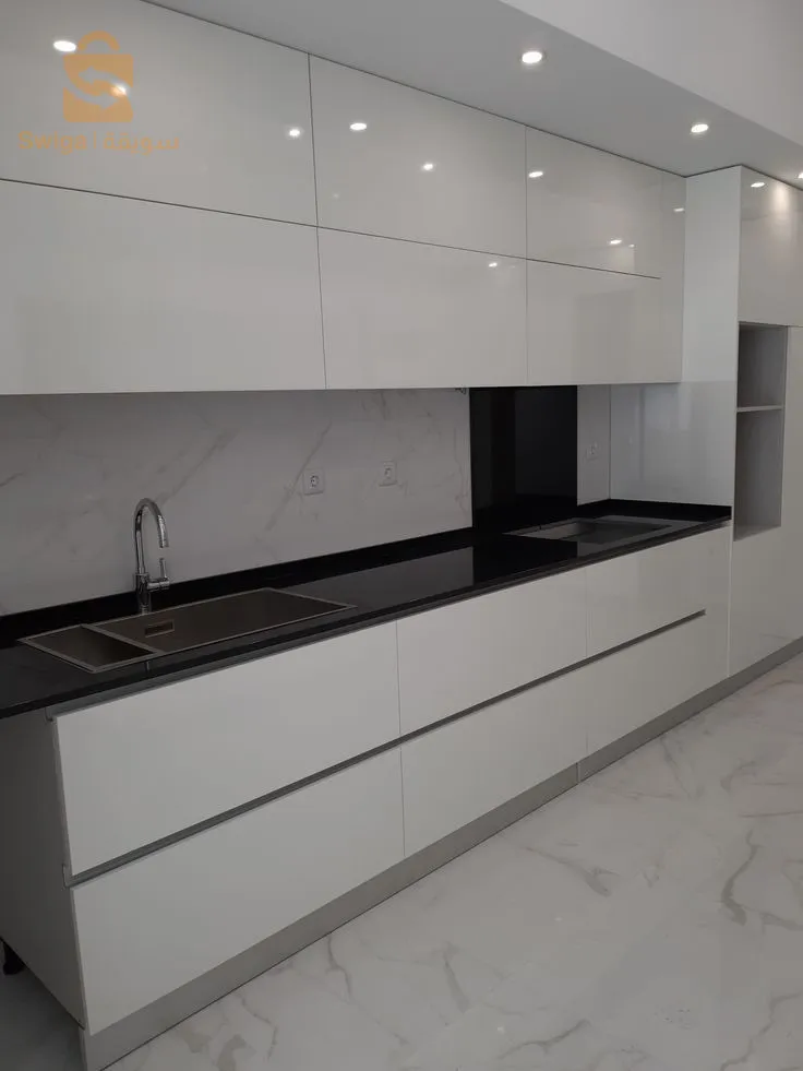 Modern Royal Kitchen