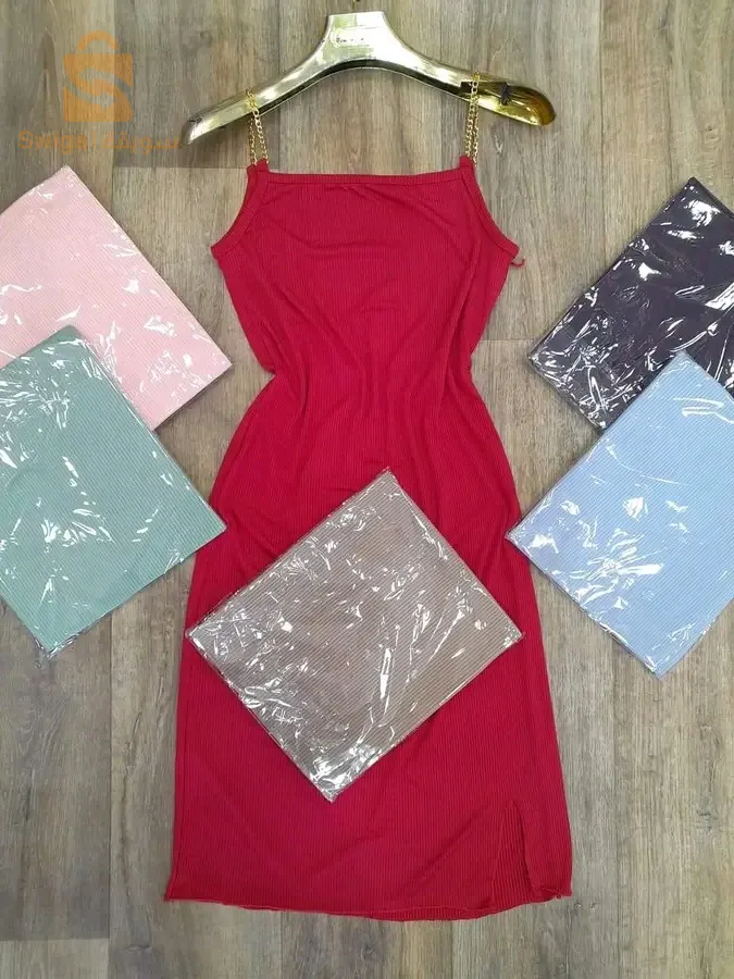 ملابس نسائية