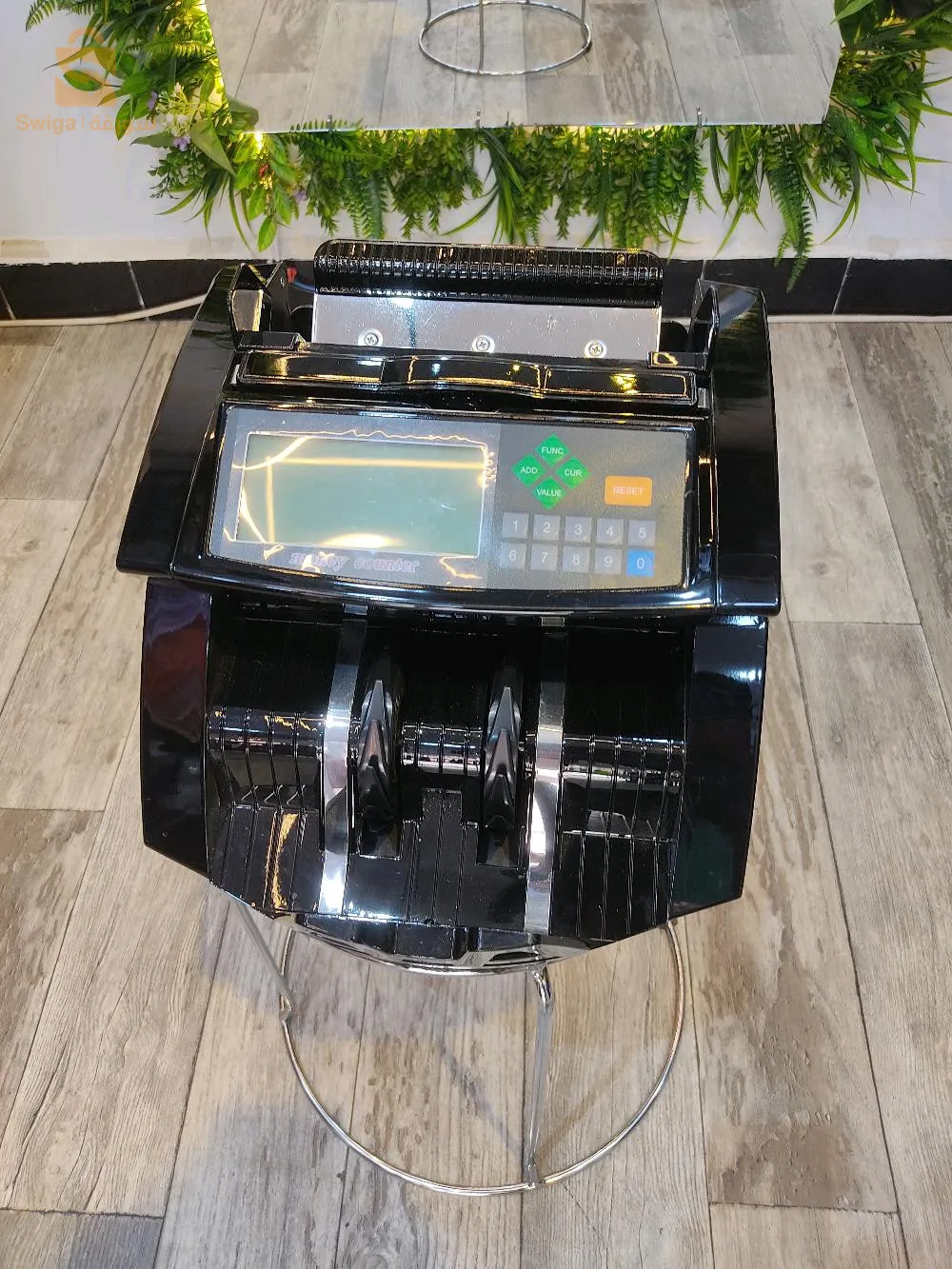 ألة عد النقود