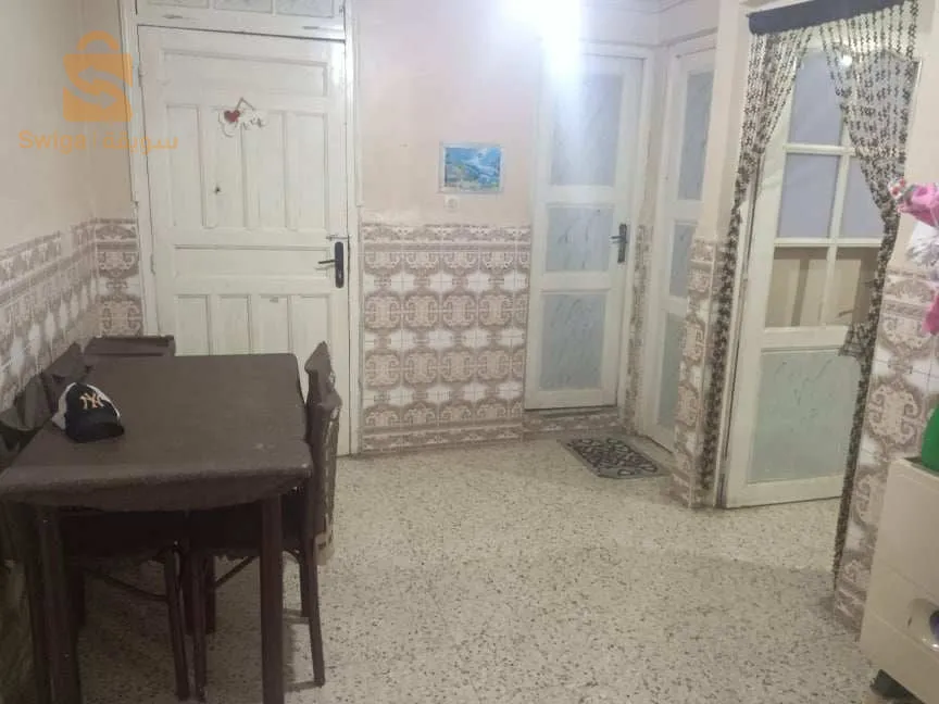 باطيمات صابر  خطاط .   نواحي  حي  20 أوت