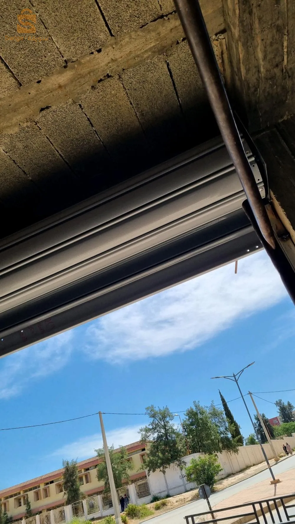 Entretien et installation de tous types de portes automatiques