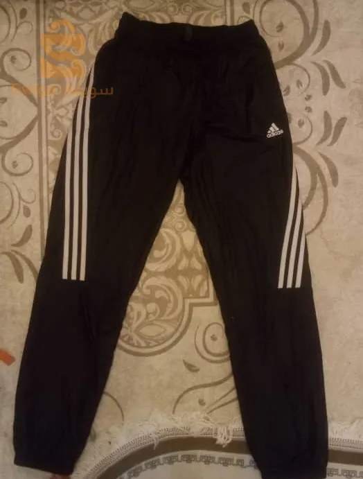 ensemble ADIDAS original taille s utilisé des fois