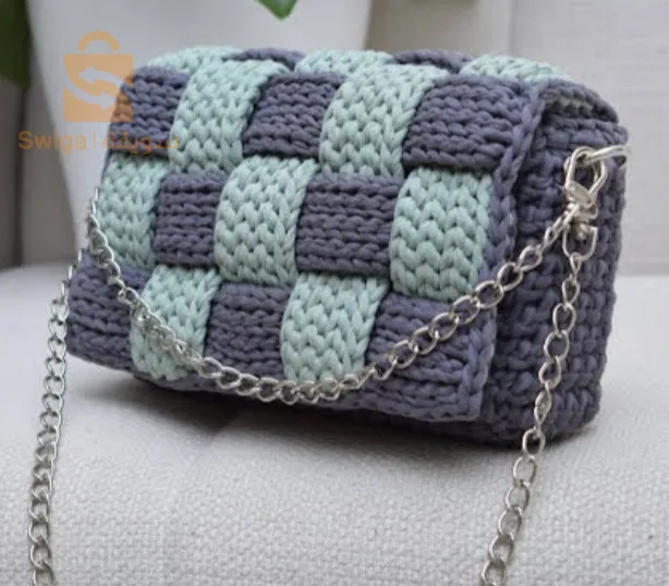 حقائب بالكروشي 🧶