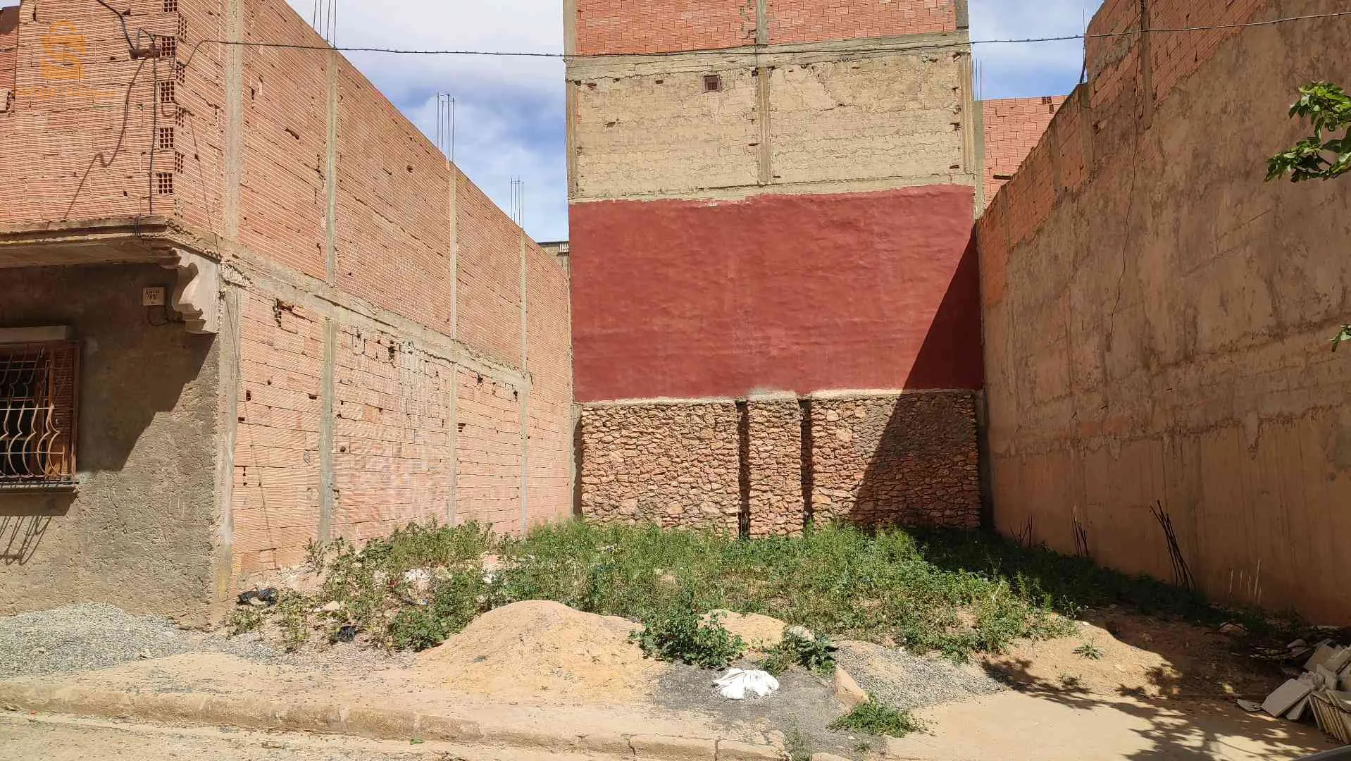 The neighborhood called Cyanal