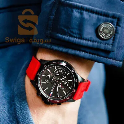 ساعة طومي هالفيجر الأصلية