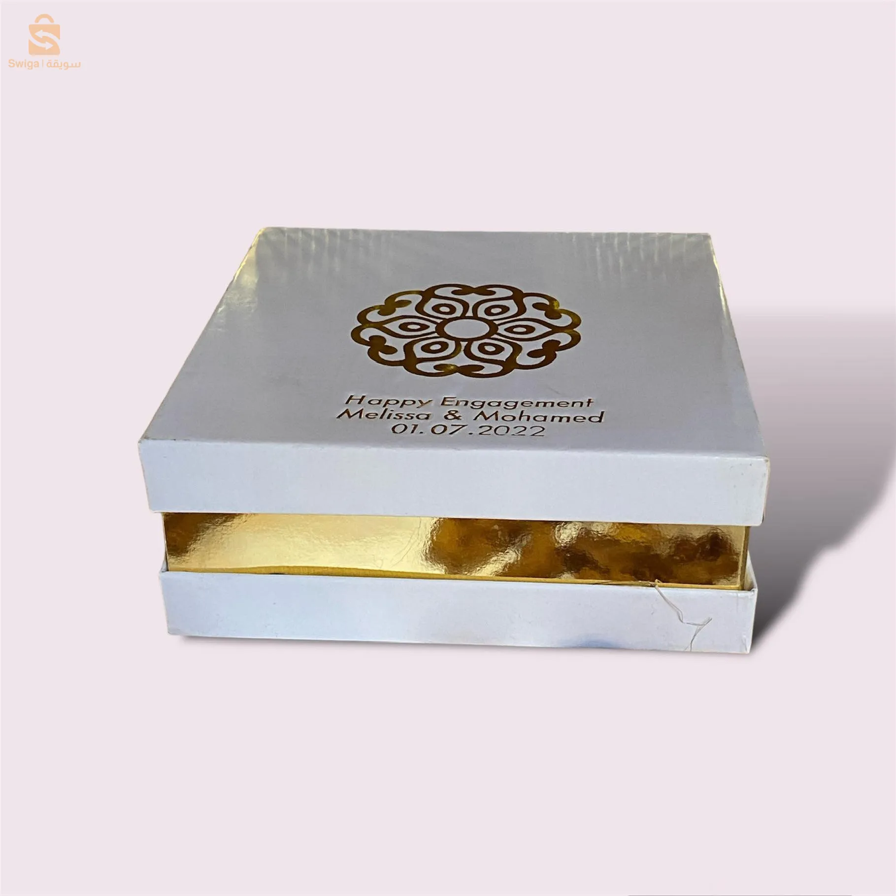 صانعت علب الكرتون