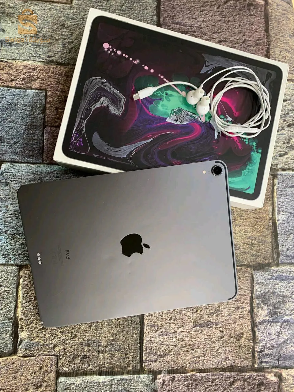 سلام عليكم ورحمة الله عيدكم مبارك 

iPad Pro, 2018, 11 pouces

Version iOS 15.6

Avec boîte et incassablé

iPad 9.5 /10

Tout le temps active Face ID active

Numéro de téléphone ☎️ 0668291481

خاوتي ليباد هاذي لاعبة 5 لقيم ببجي فقط معا افضل ميزاجور فيها بدراهم متلقاهش 15.6 

batterie 94 Chargement Plein 443 Fois 

حبة في حبة الكارو تاعها من حبة ايكلود جامي مشات افينيسيون نار