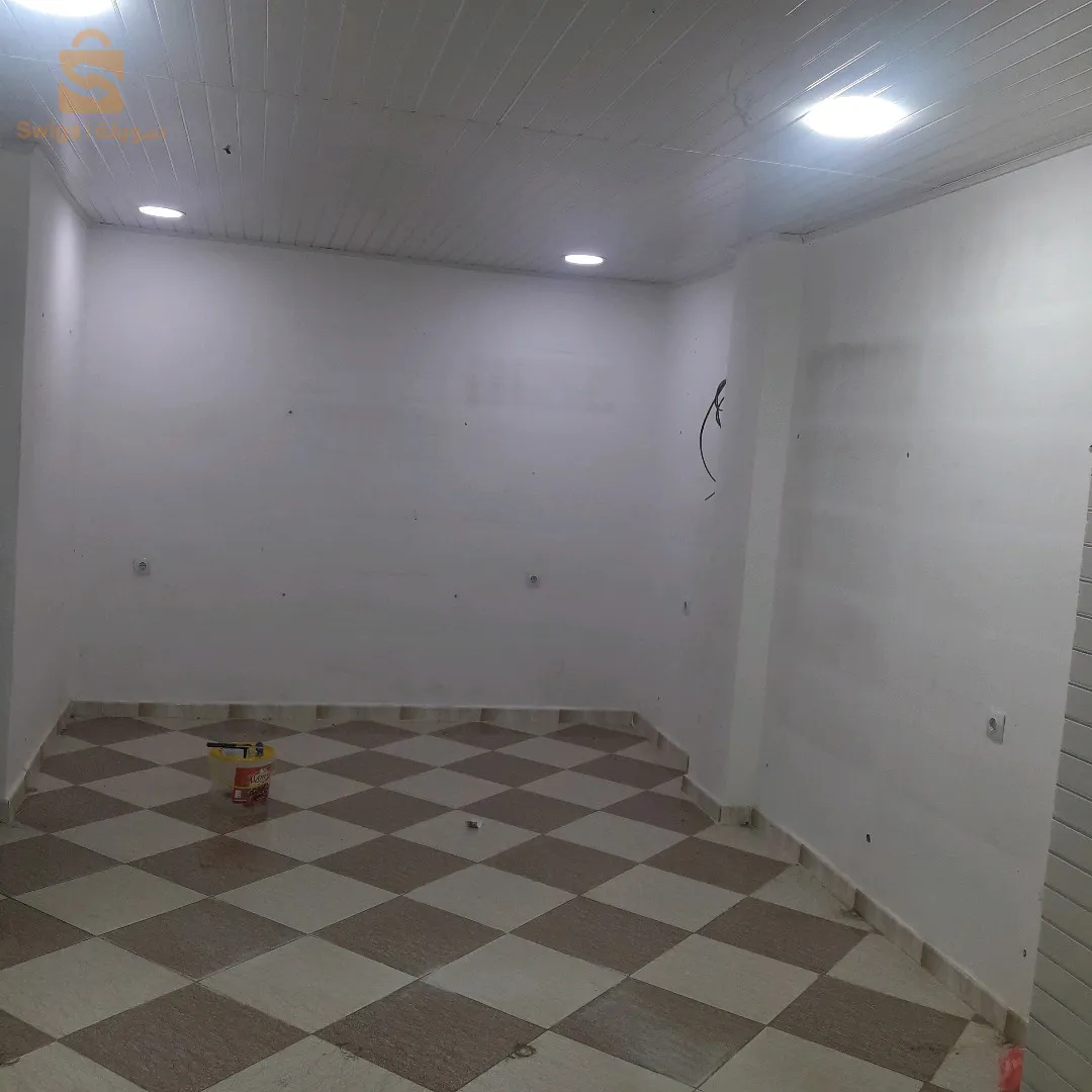 deux locaux commerciaux