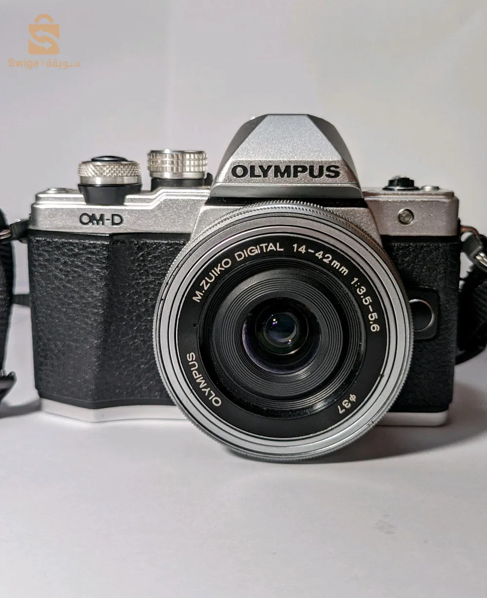 OLYMPUS E-M10 Mark II