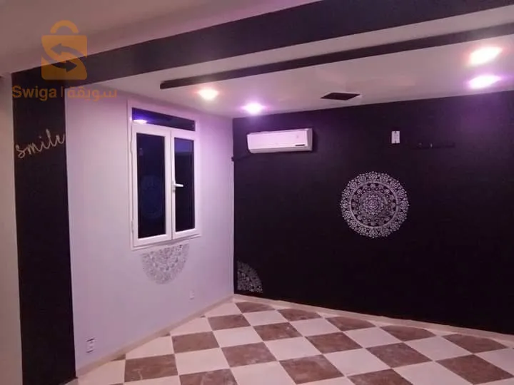 طلاء وديكورات عصرية بخدمة متقونة المهتم يتصل علا 0795595912 المكان سطيف