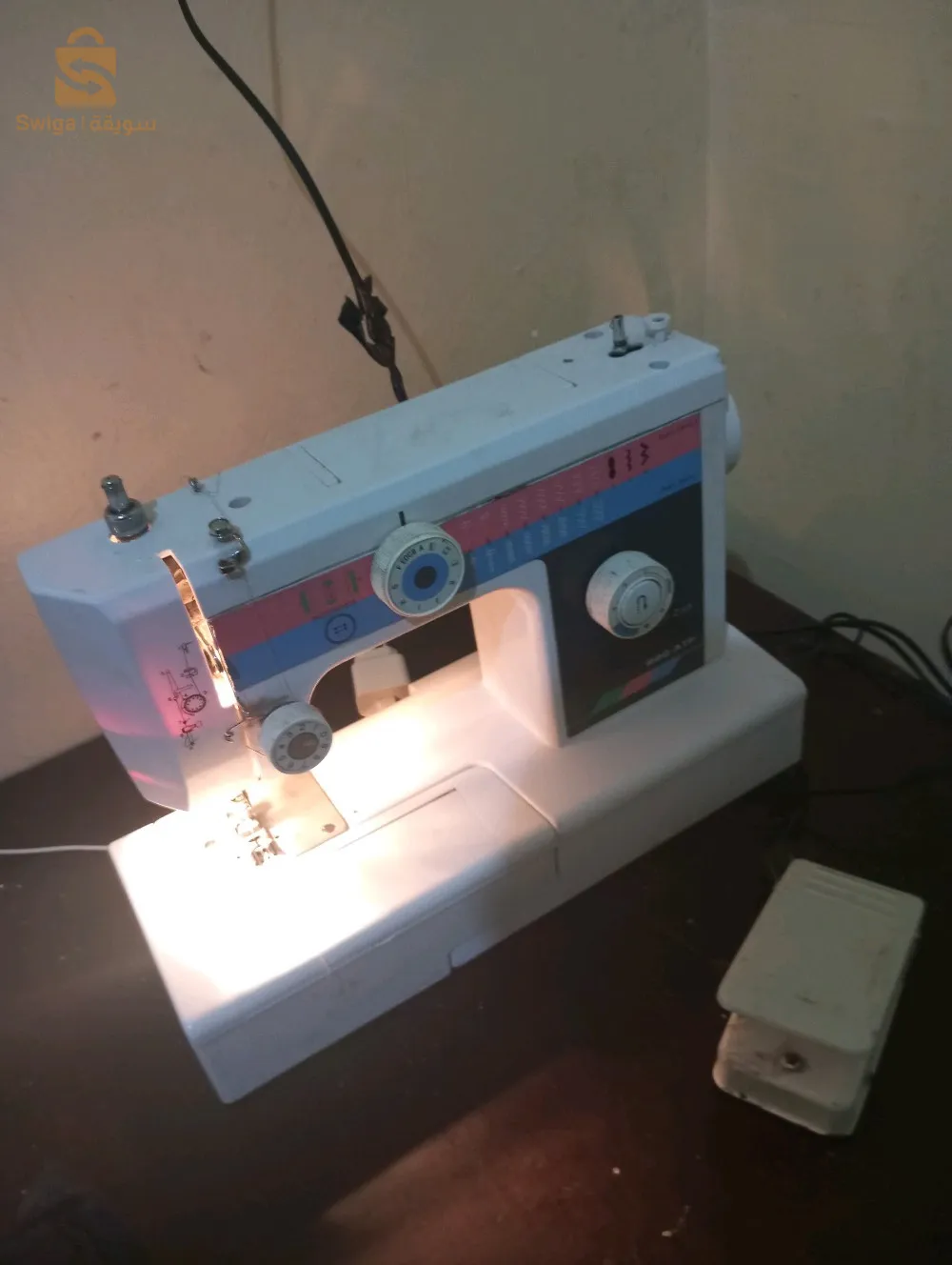 ماكينة خياطة مستعملة شبه جديدة