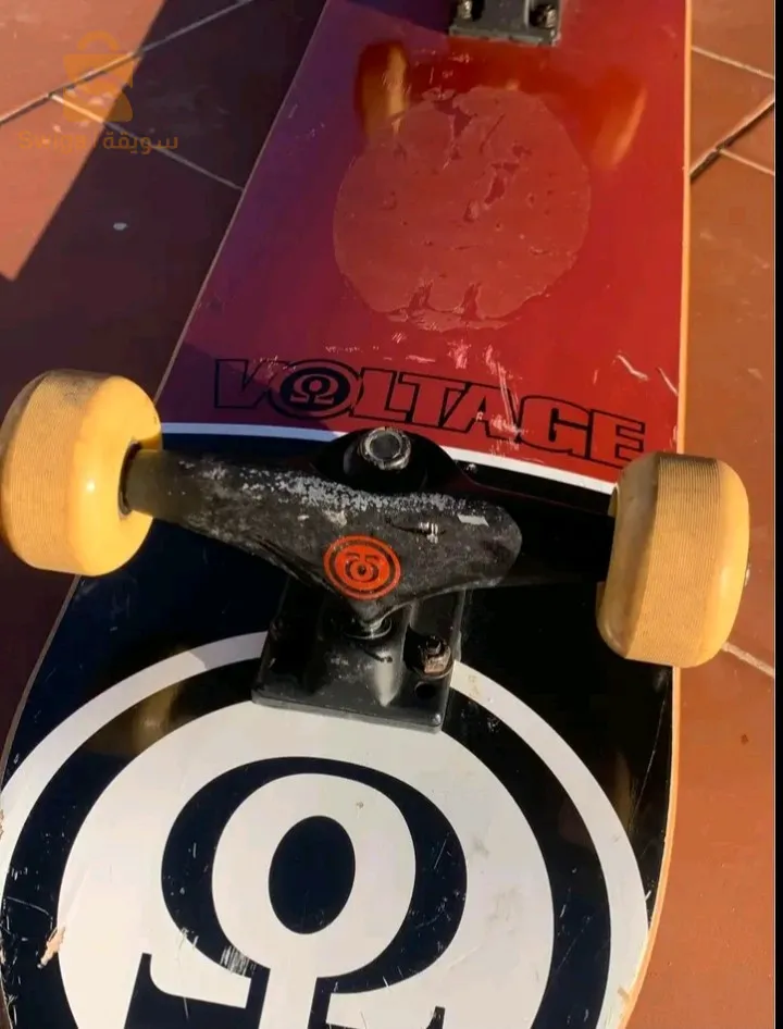 skateboard