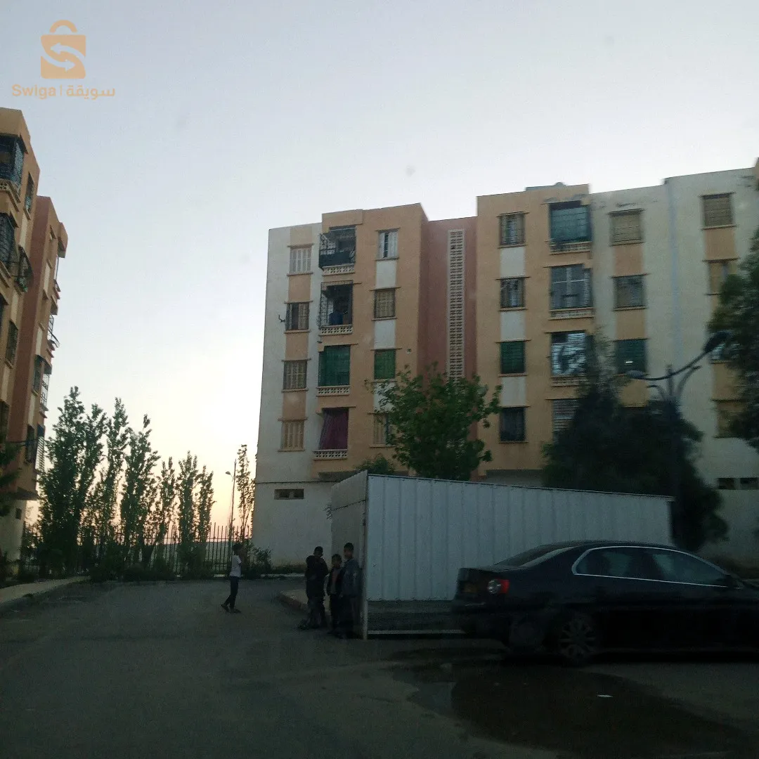للبيع شقةf3