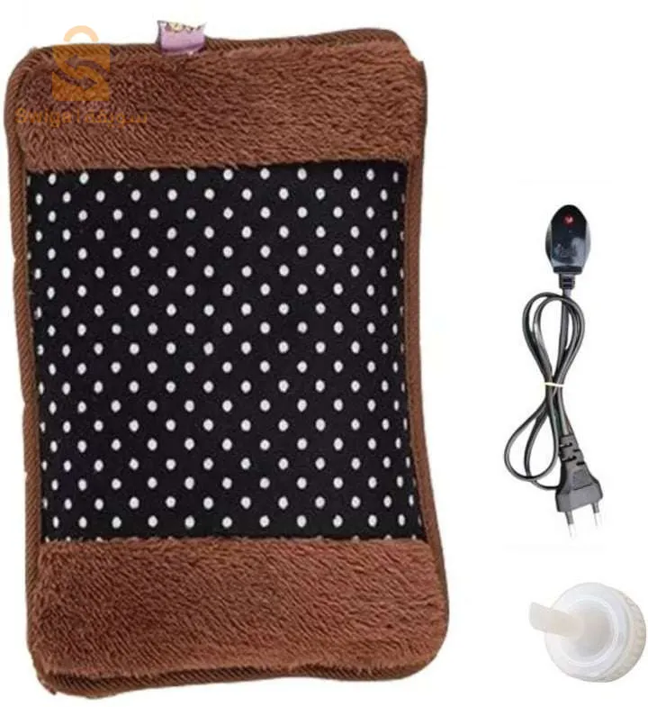 وسادة الماء الكهربائية الساخنة 🔥
تعتبر كأفضل وسيلة لتخفيف الآلام 
تخفف آلام الدورة عند النساء 
تساعد في تدفئة الجسم 
سهلة الإستعمال ، لا تحتاج إلى تسخين الماء و لا تحتاج إلى تغيير الماء كل مرة ، عليك فقط وضعها في الكهرباء