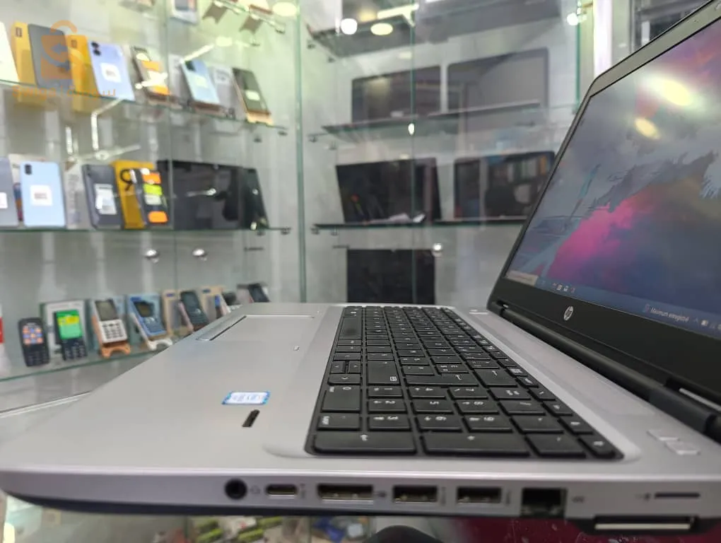 hp probook g2 650 / 15.6 pouce / i5 6 eme / 256 ssd / ram 8 gb
