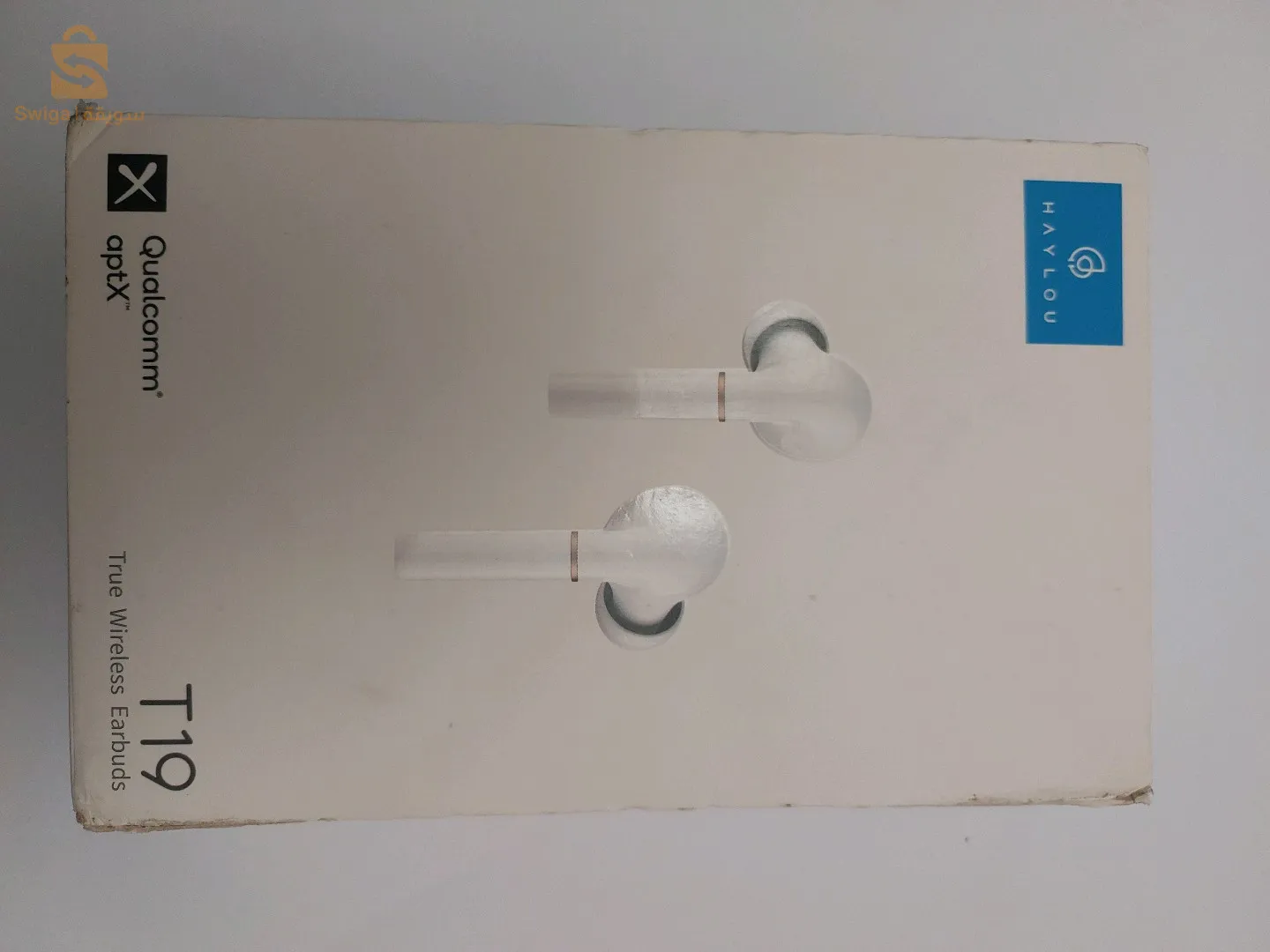 The Hailou T19 headphones are in good condition