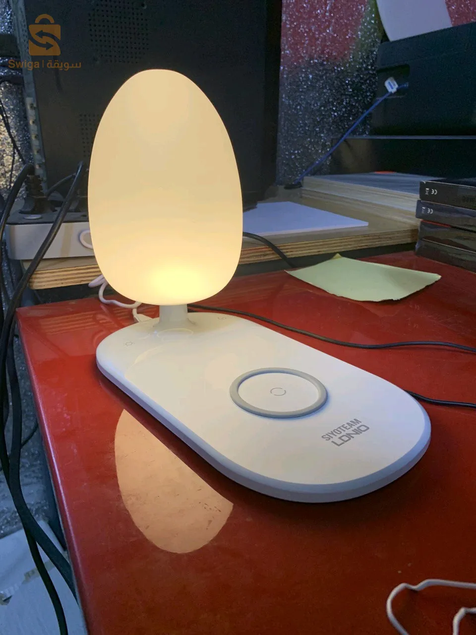 شاحن بدون وصل مع فيوزة متعددة الاستخدامات وأضواء LED