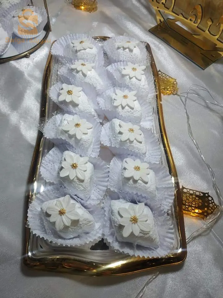 أم دانيال لصنع وتعليم الحلويات التقليدية والعصرية