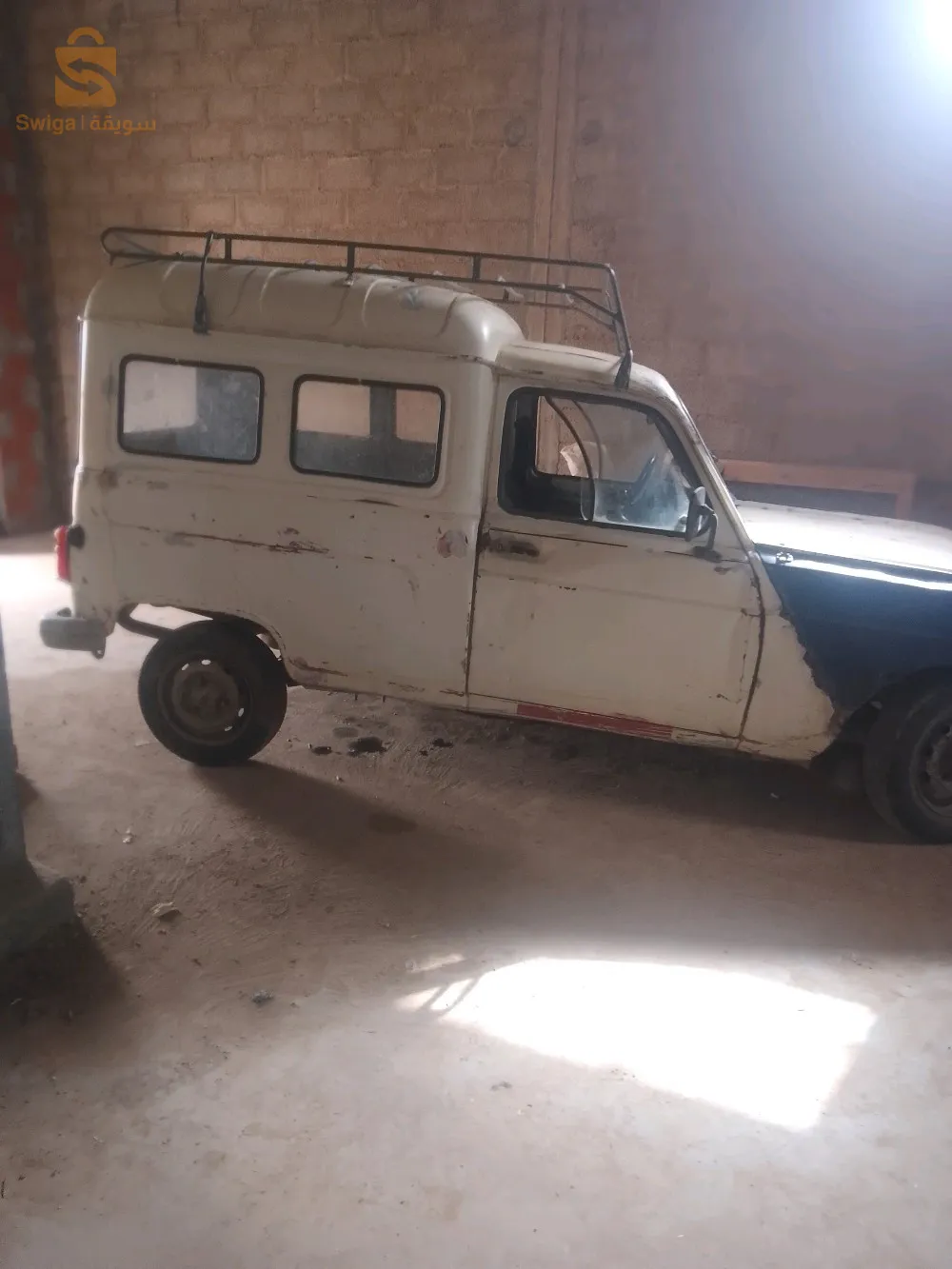 سيد غامر. الشقة