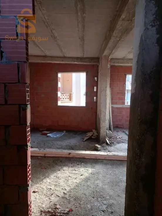 شقق f2 f3 للبيع بولاية جيجل حي 40 مسكن