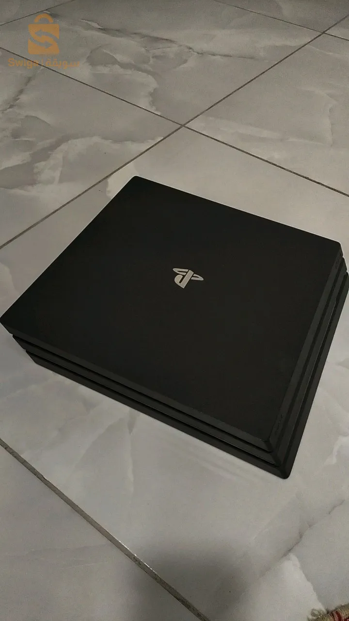ps4 pro 1tb caba dubai 🇦🇪 etat 9.5/10