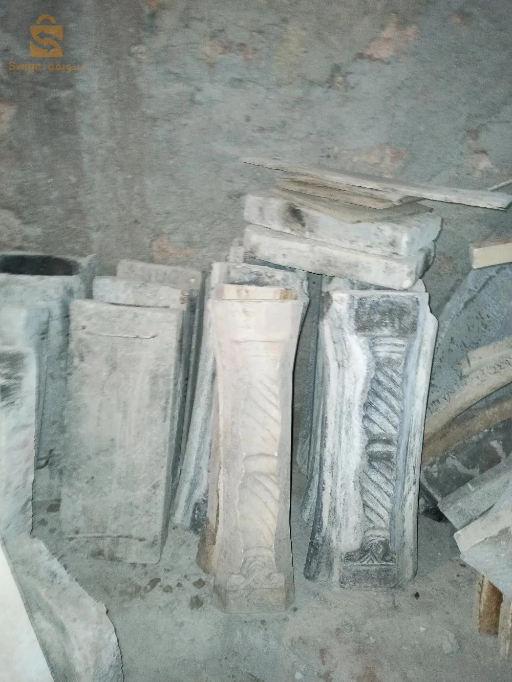 Moules pour fabriquer des pièces en ciment pour la décoration