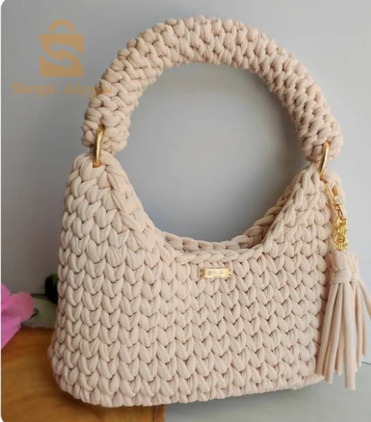 حقائب بالكروشي 🧶
