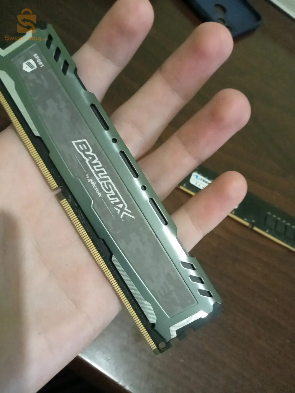 ram ddr4(8×2)