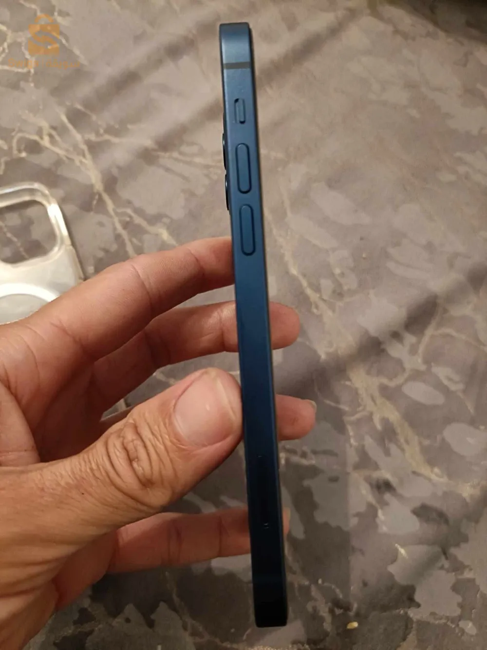 iPhone 12