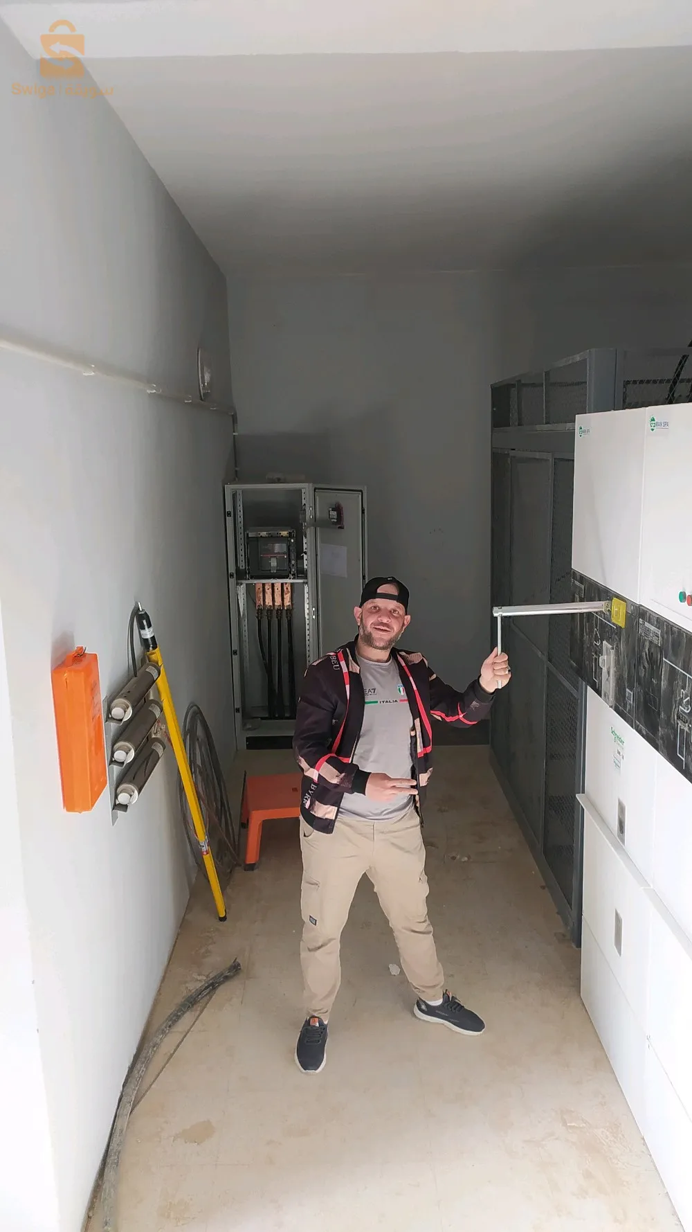 تركيب وصيانة جميع التجهيزات الكهربائية المعمارية والصناعية