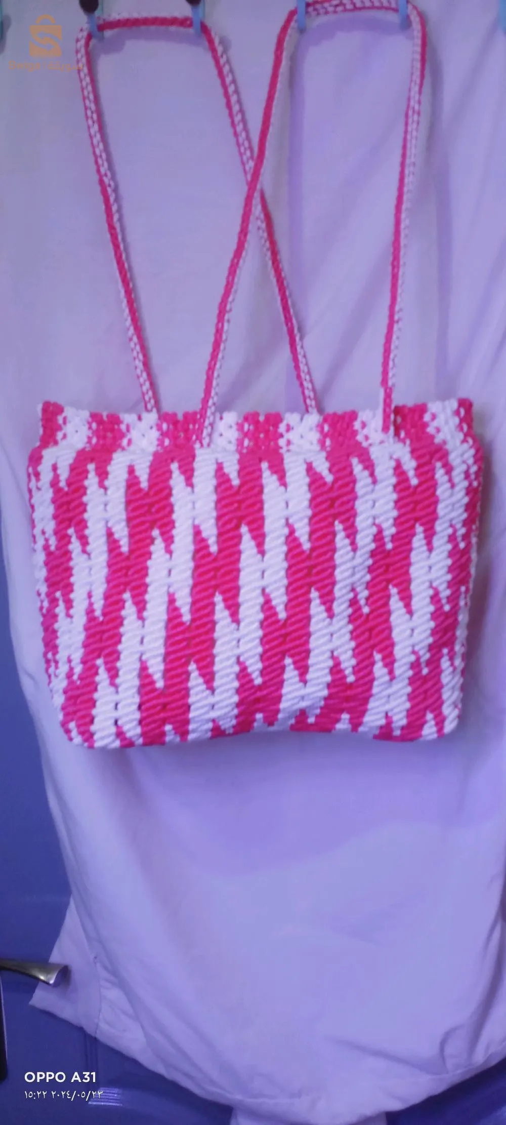 حقيبة يد كبيرة الحجم مصنوعة باليد👌 بخيط المكرامي🌼👌