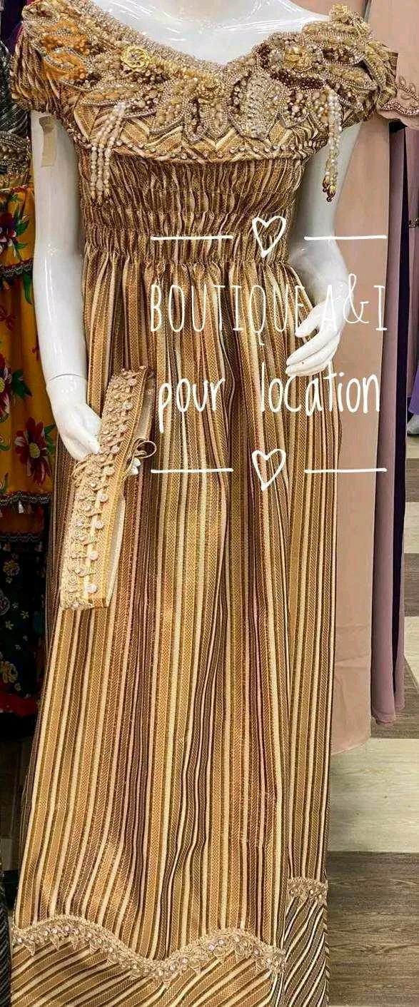 منسوج للبيع