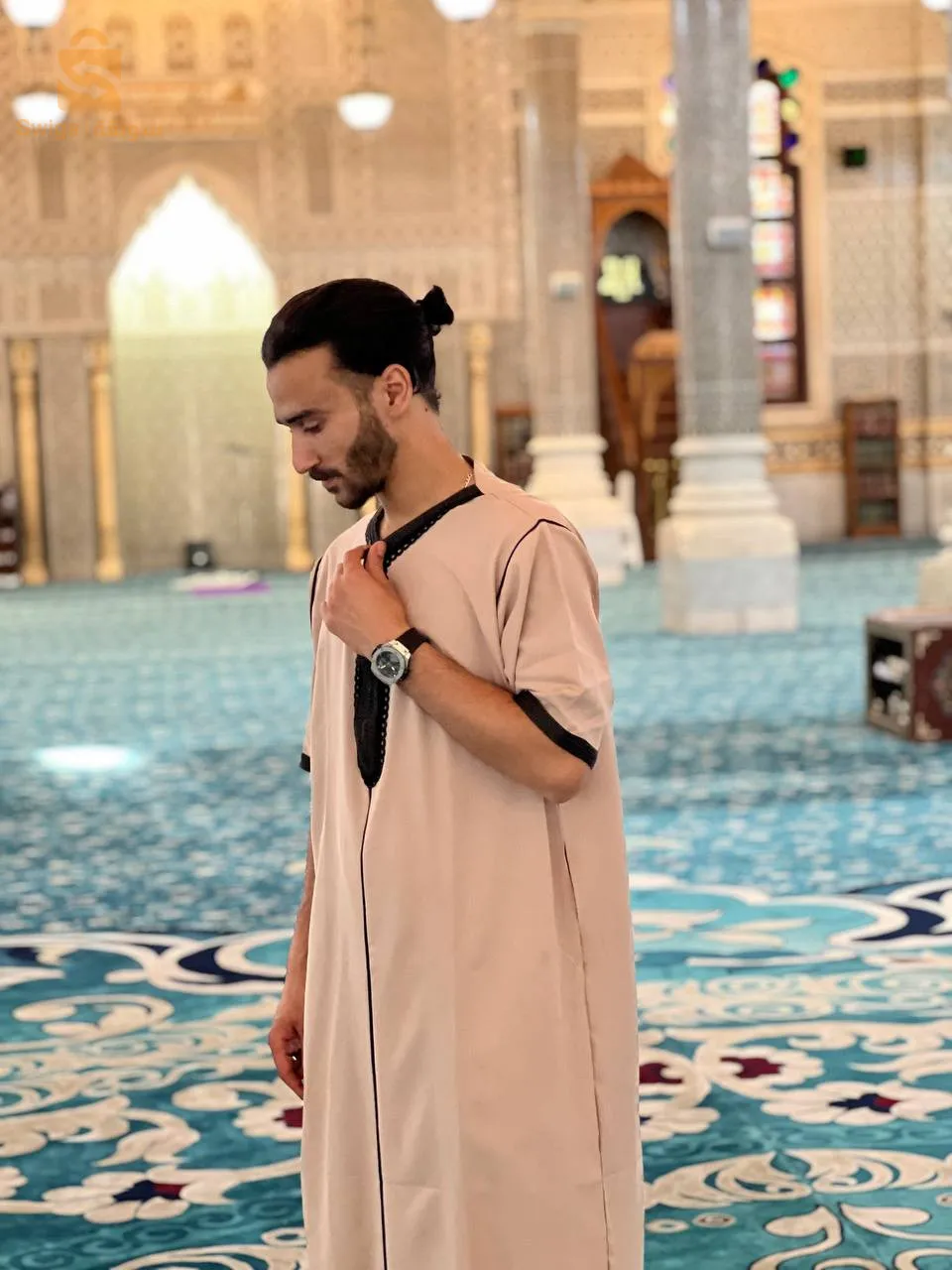 أقمصة ( عباءات ) رجالية بجودة عالية
