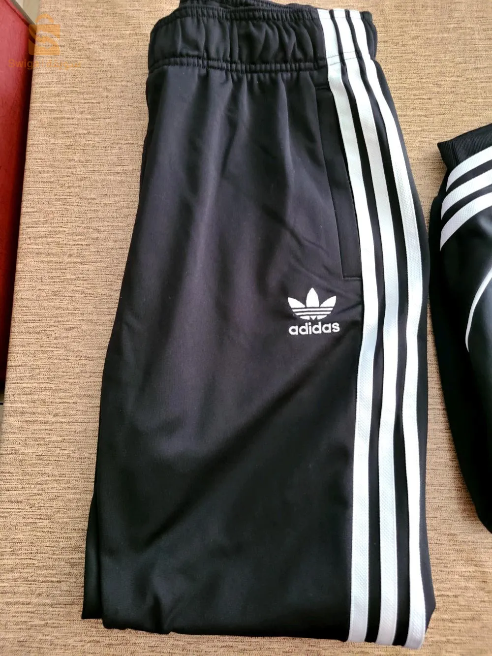 survêtement adidas original 13-14 ans