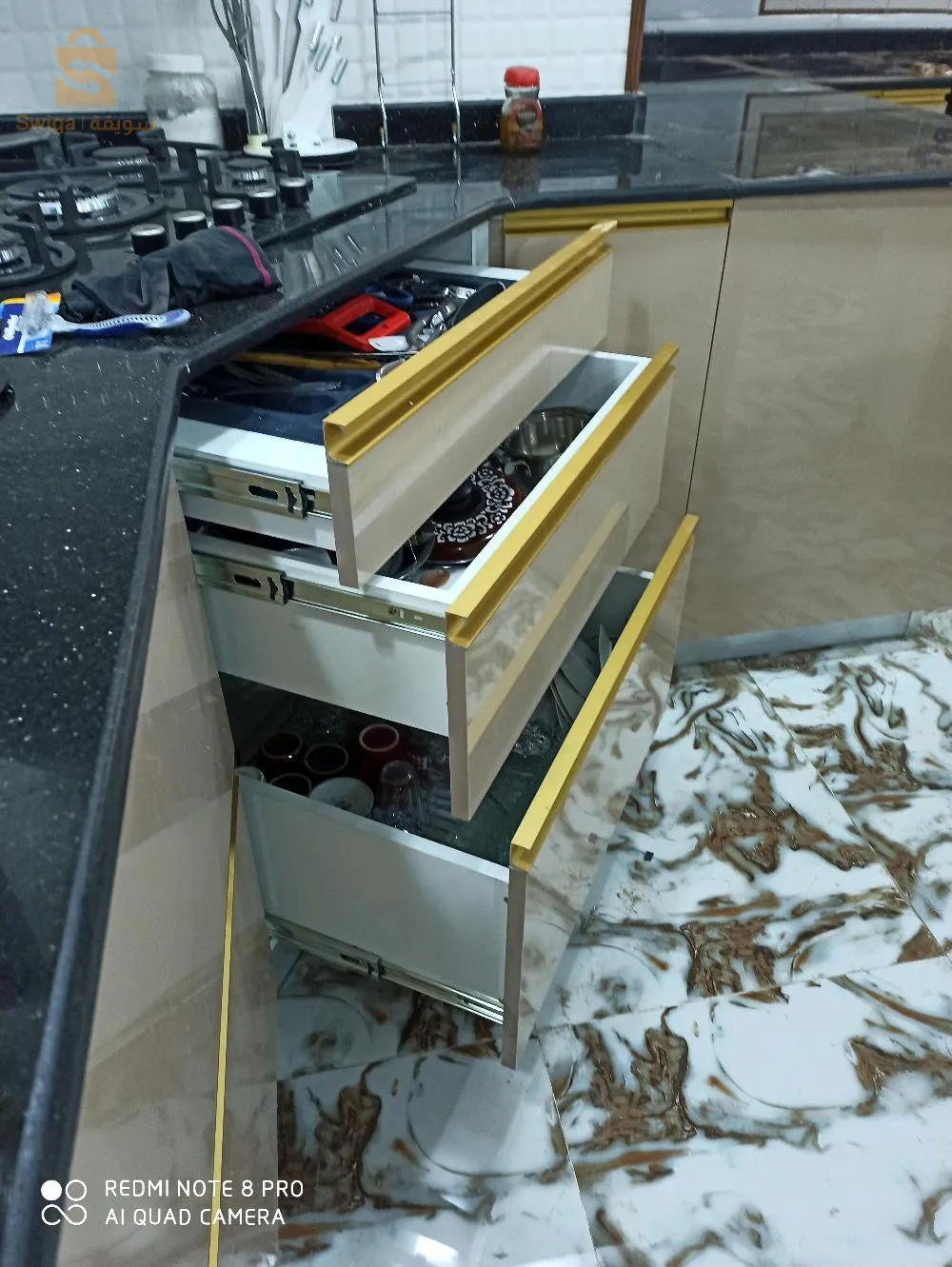 مطابخ عصرية حسب الطلب