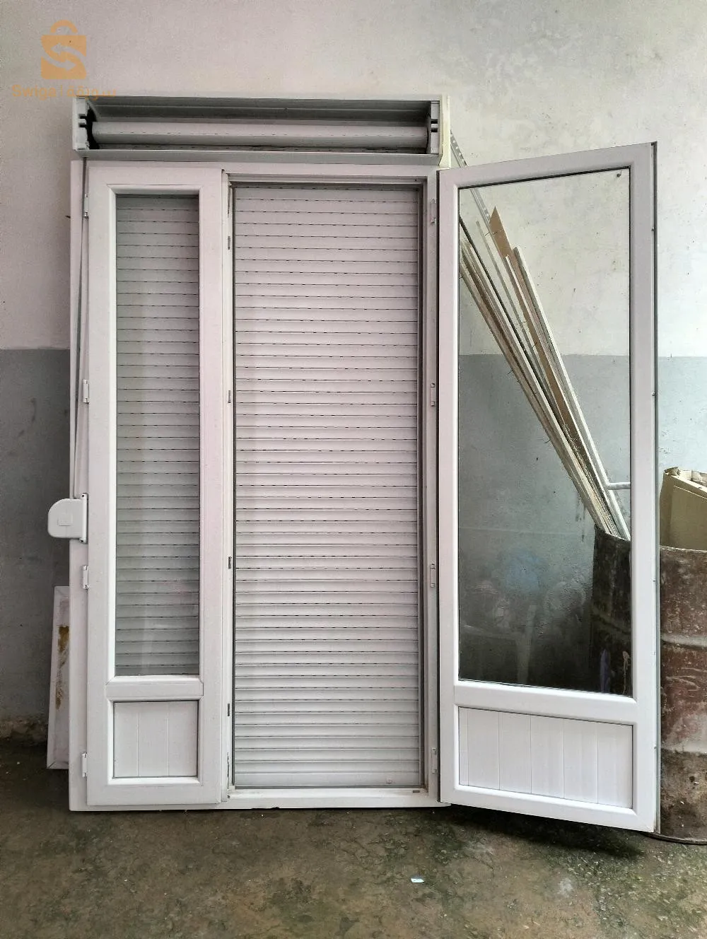 مستلزمات للبيع