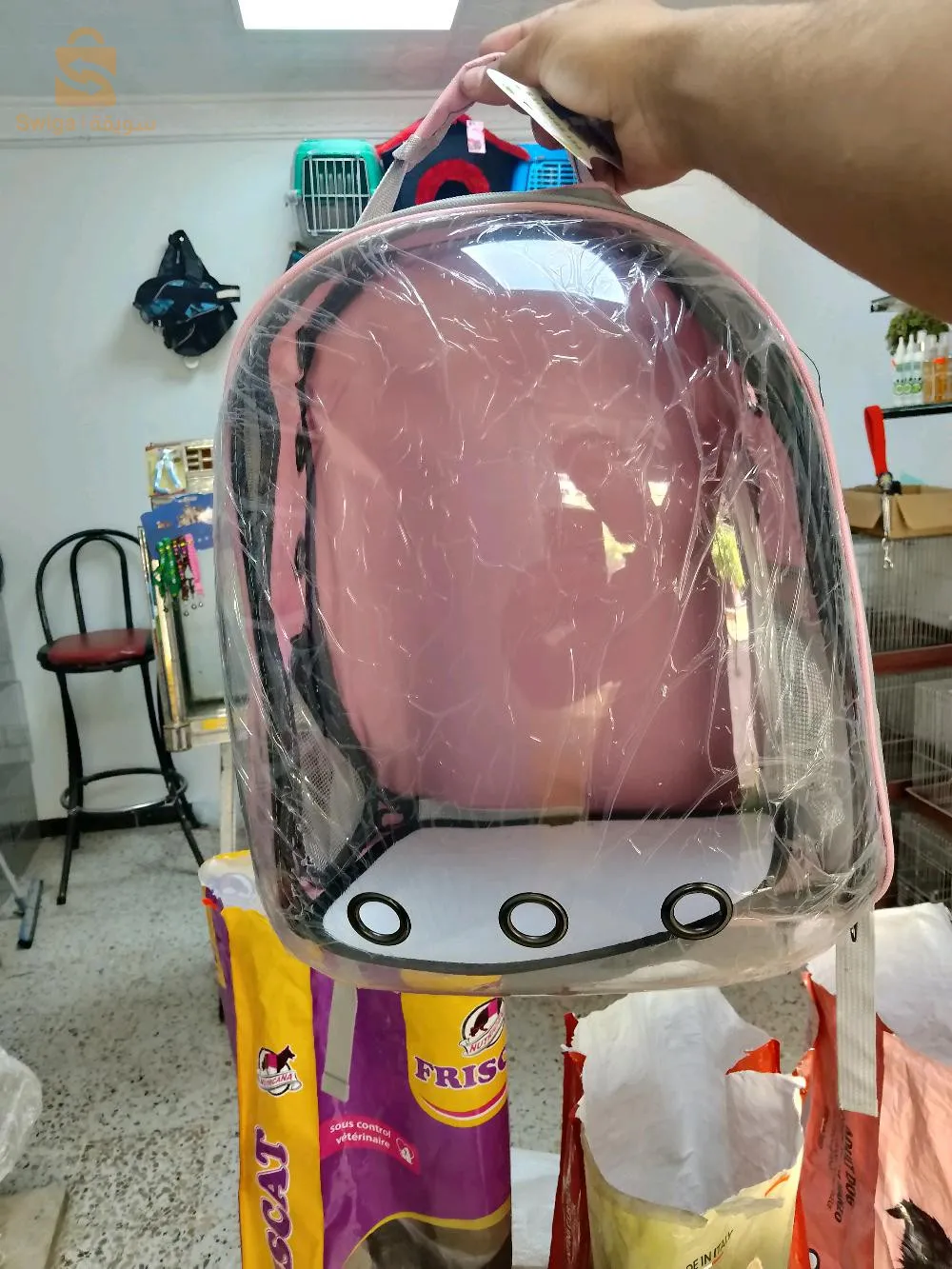 حقيبة سفر للقطط