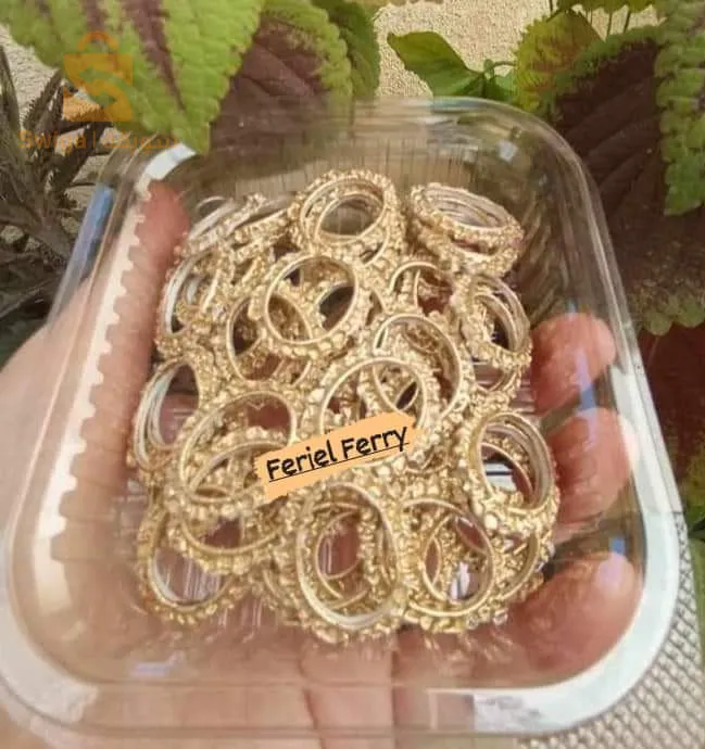 ورود بعجينة السكر ( القامباست)