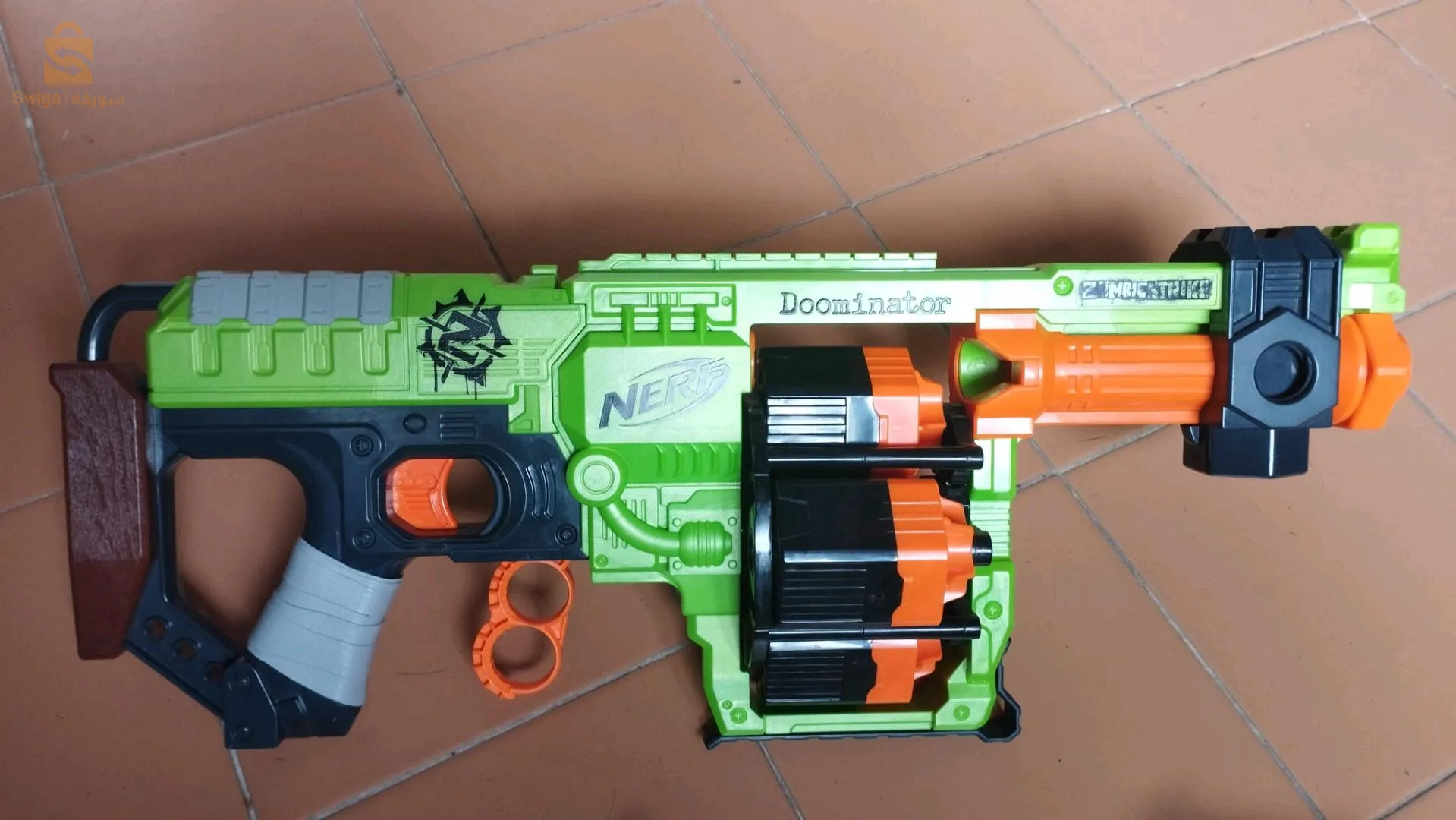 Nerfs avec accessoires