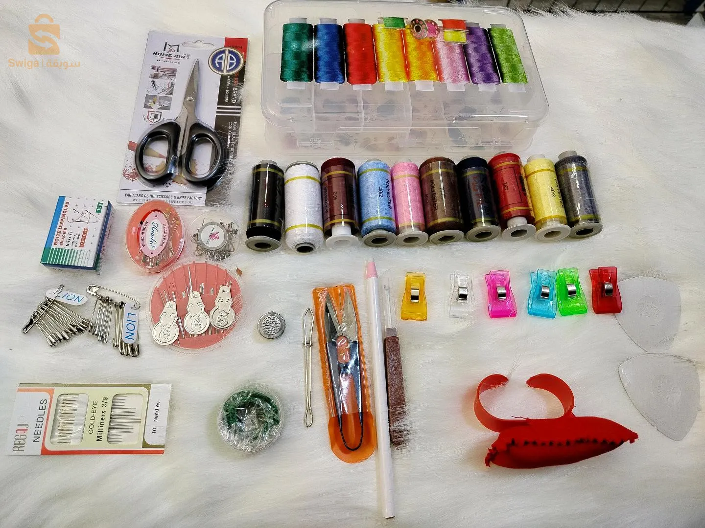 مجموعة لوازم خياطة